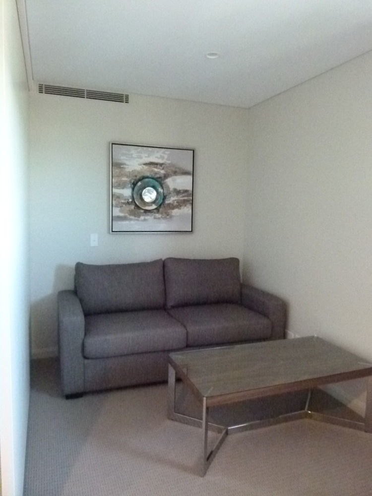 Aparthotel Pure Kirra Gold Coast