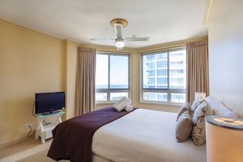 La Grande Broadbeach Hotel 4*