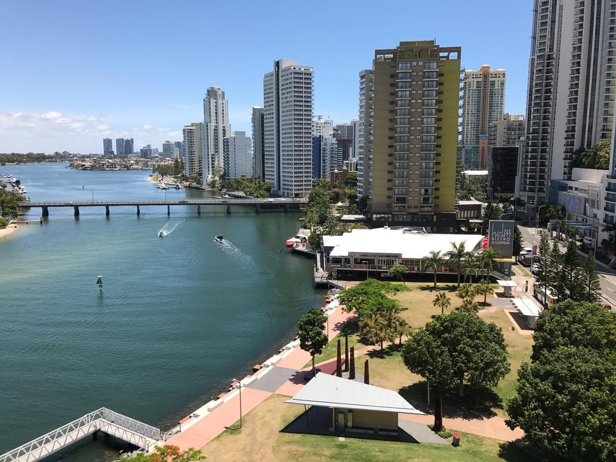 Aparthotel Moorings On Cavill Surfers Paradise