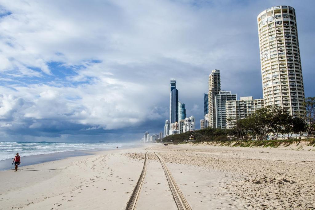 The Shore - Beachfront 3*