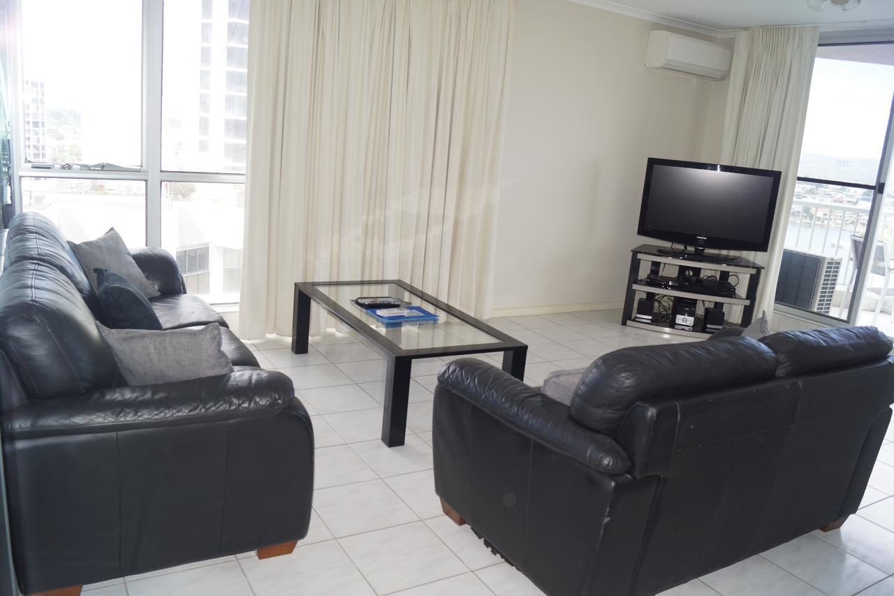 Aparthotel Moorings On Cavill Surfers Paradise