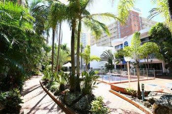 St Tropez 3* Gold Coast