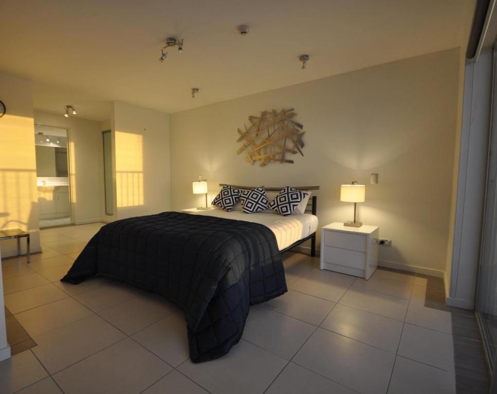 Pacific Plaza Aparthotel