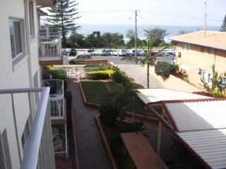 Burleigh Point Aparthotel 3*