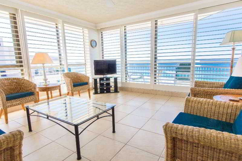 Aparthotel Seacrest Beachfront Surfers Paradise
