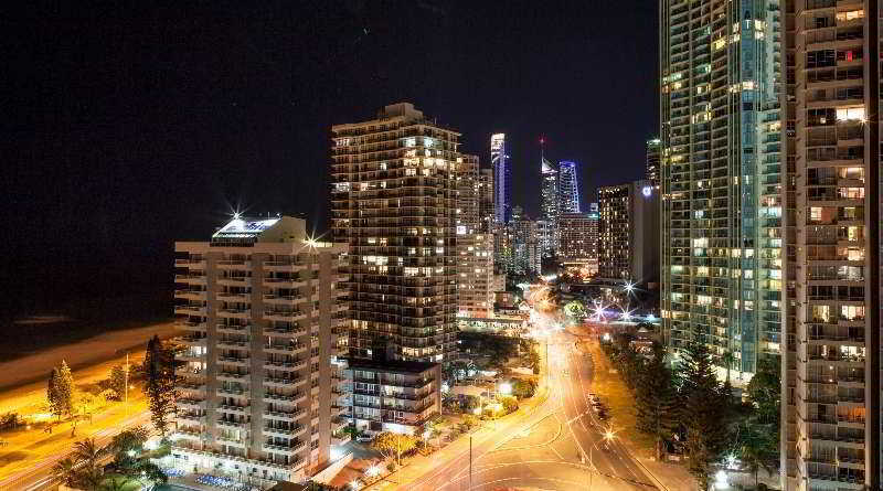 Seacrest Beachfront Surfers Paradise Aparthotel 4*