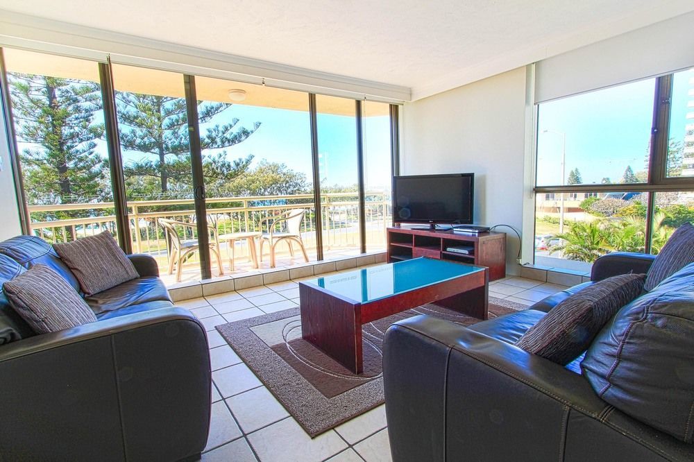 Aparthotel Seacrest Beachfront Surfers Paradise 4*