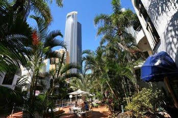 St Tropez 3* Gold Coast