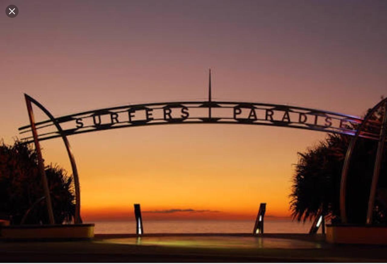 Guest house 2bd Family Or Couple Upstairs Near Turf Club, Hota In Bundall 4*