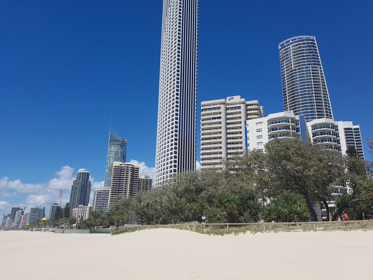 Zenith Ocean Front Aparthotel
