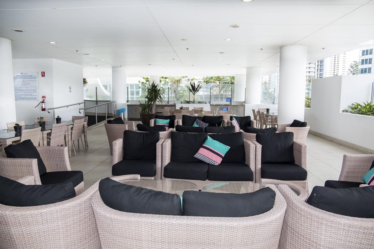 Apartment Modern With Style Living Gold Coast