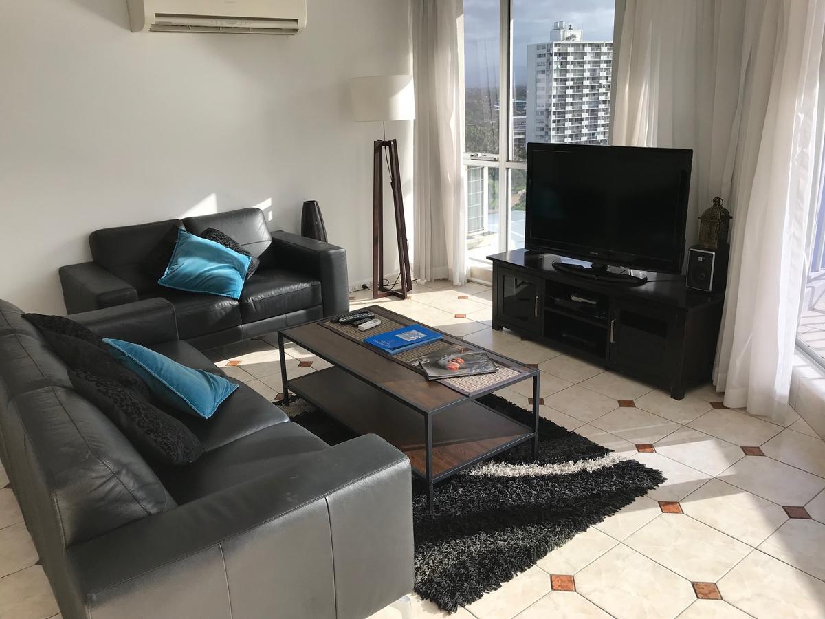 Moorings On Cavill Surfers Paradise Aparthotel Gold Coast