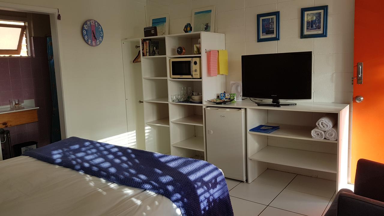 Burleigh Break 3*