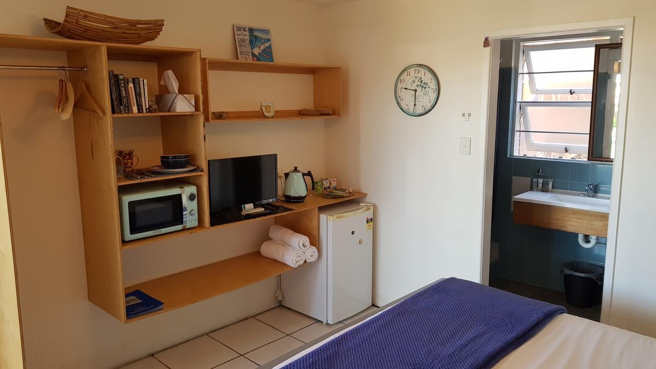 Burleigh Break 3*