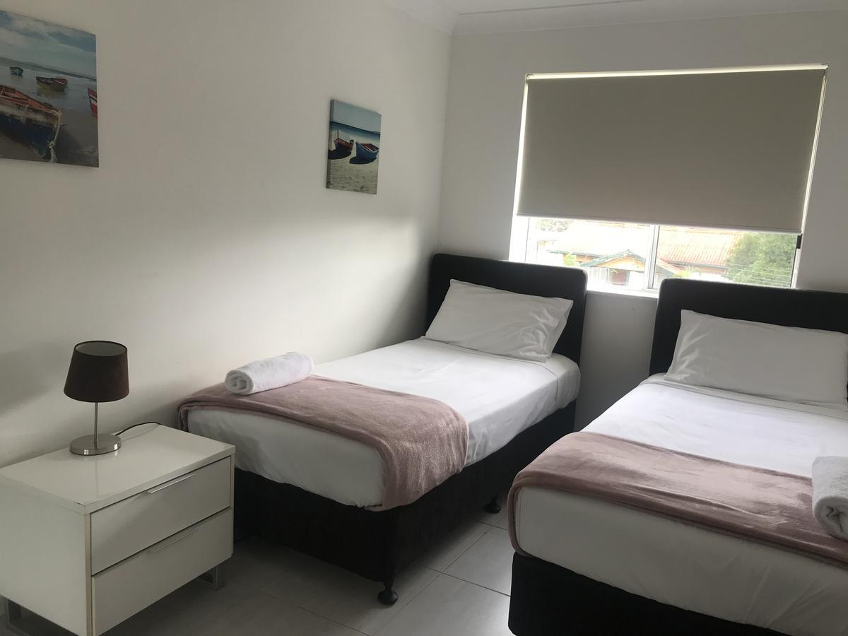 Anchordown Aparthotel 3*