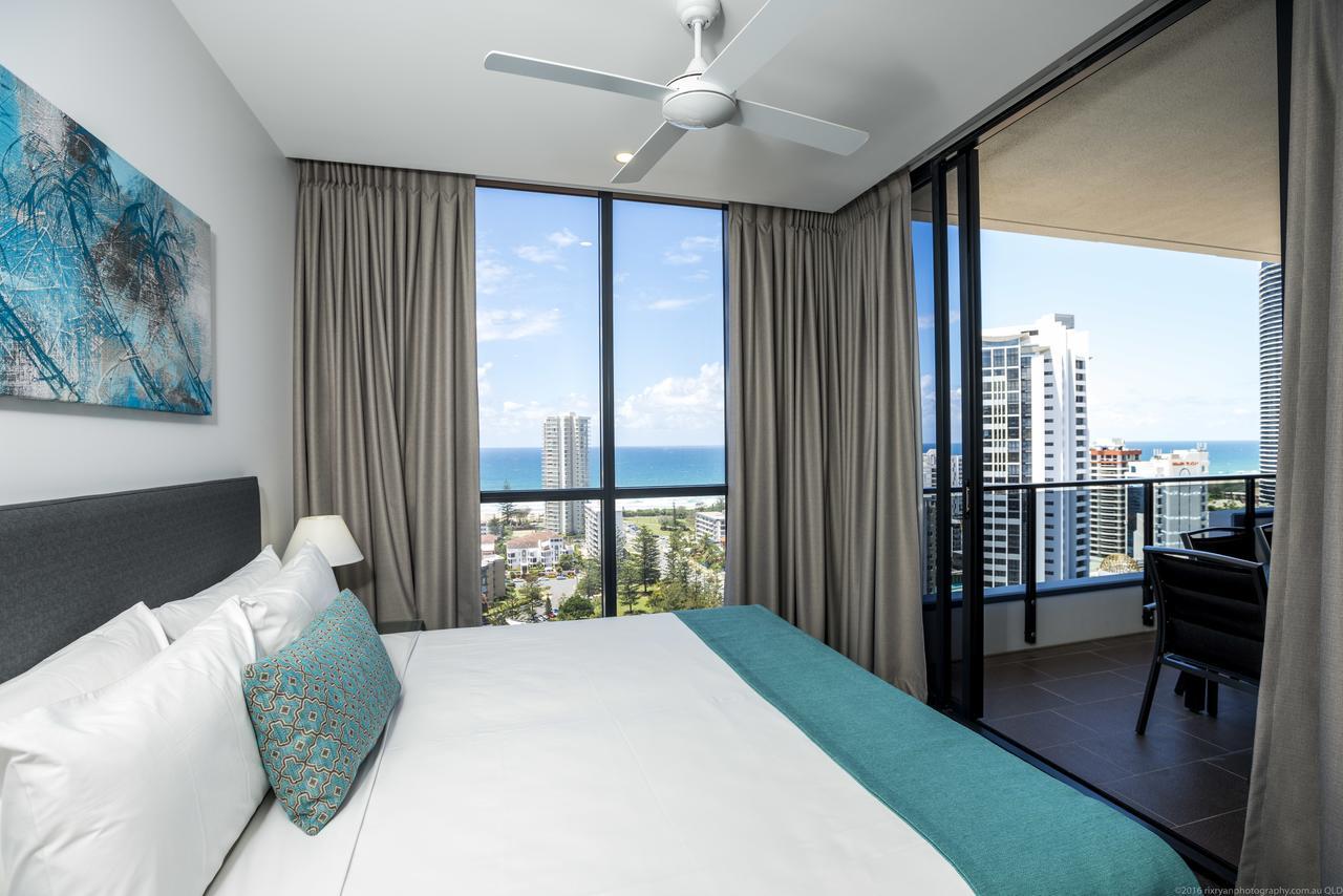 Synergy Broadbeach - Official Aparthotel Gold Coast