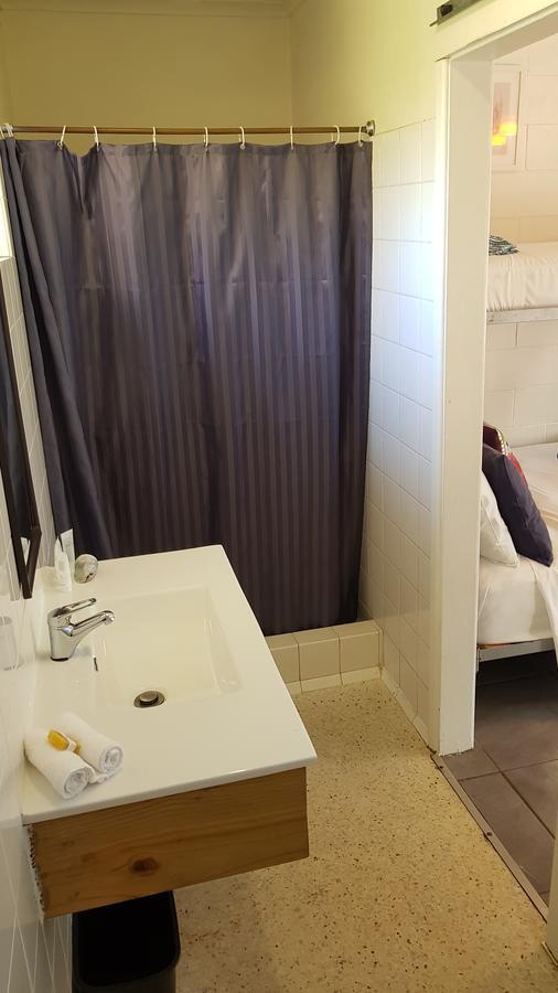 Burleigh Break 3*