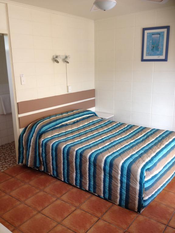 Motel Sunburst