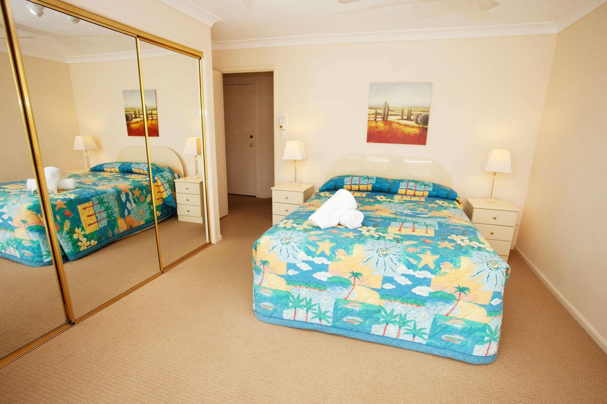 Isle Of Palms Resort Gold Coast