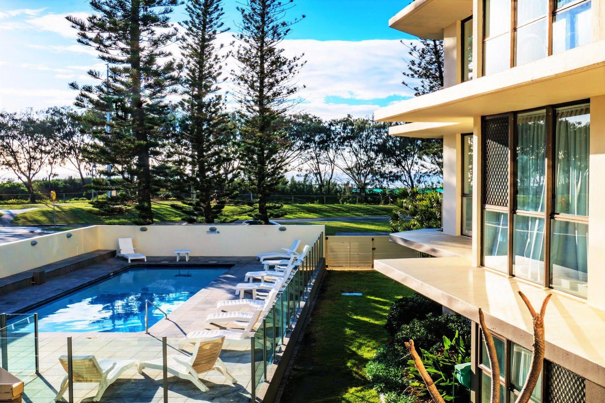Seacrest Beachfront Surfers Paradise 4* Gold Coast