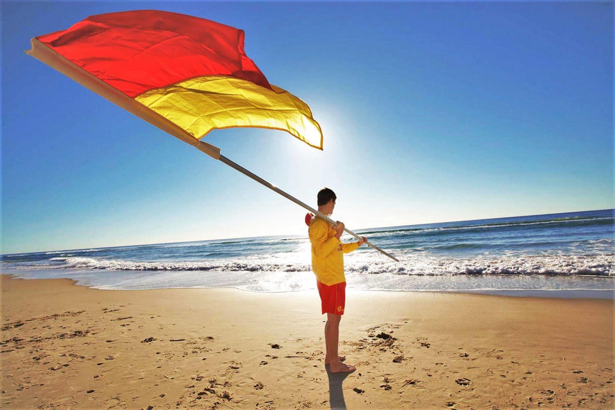 Seacrest Beachfront Surfers Paradise 4* Gold Coast