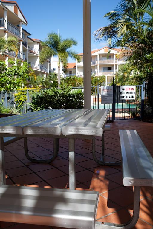 Aparthotel Blue Water Bay Villas Gold Coast