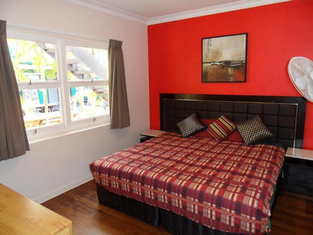 Backpackers In Paradise 18-35 Albergue Gold Coast