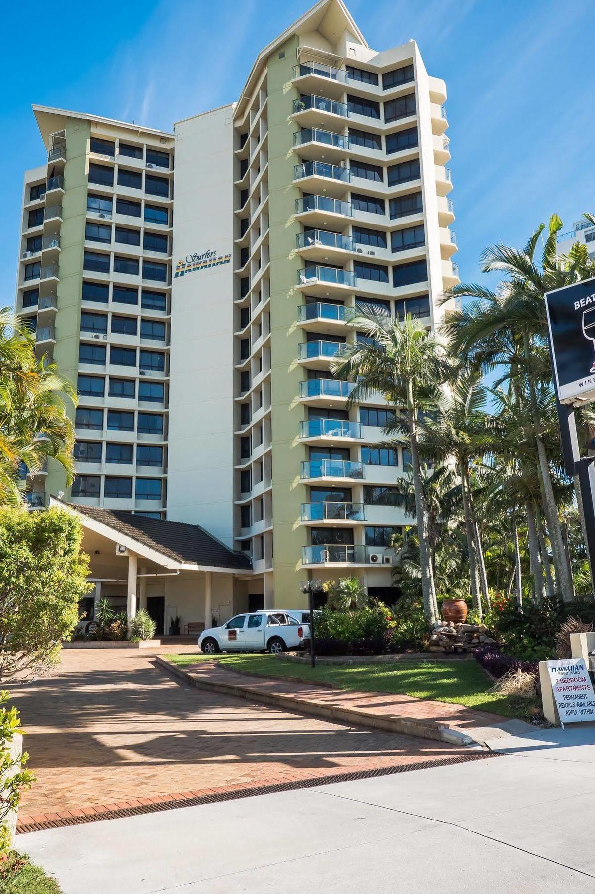 Surfers Hawaiian Aparthotel 3*