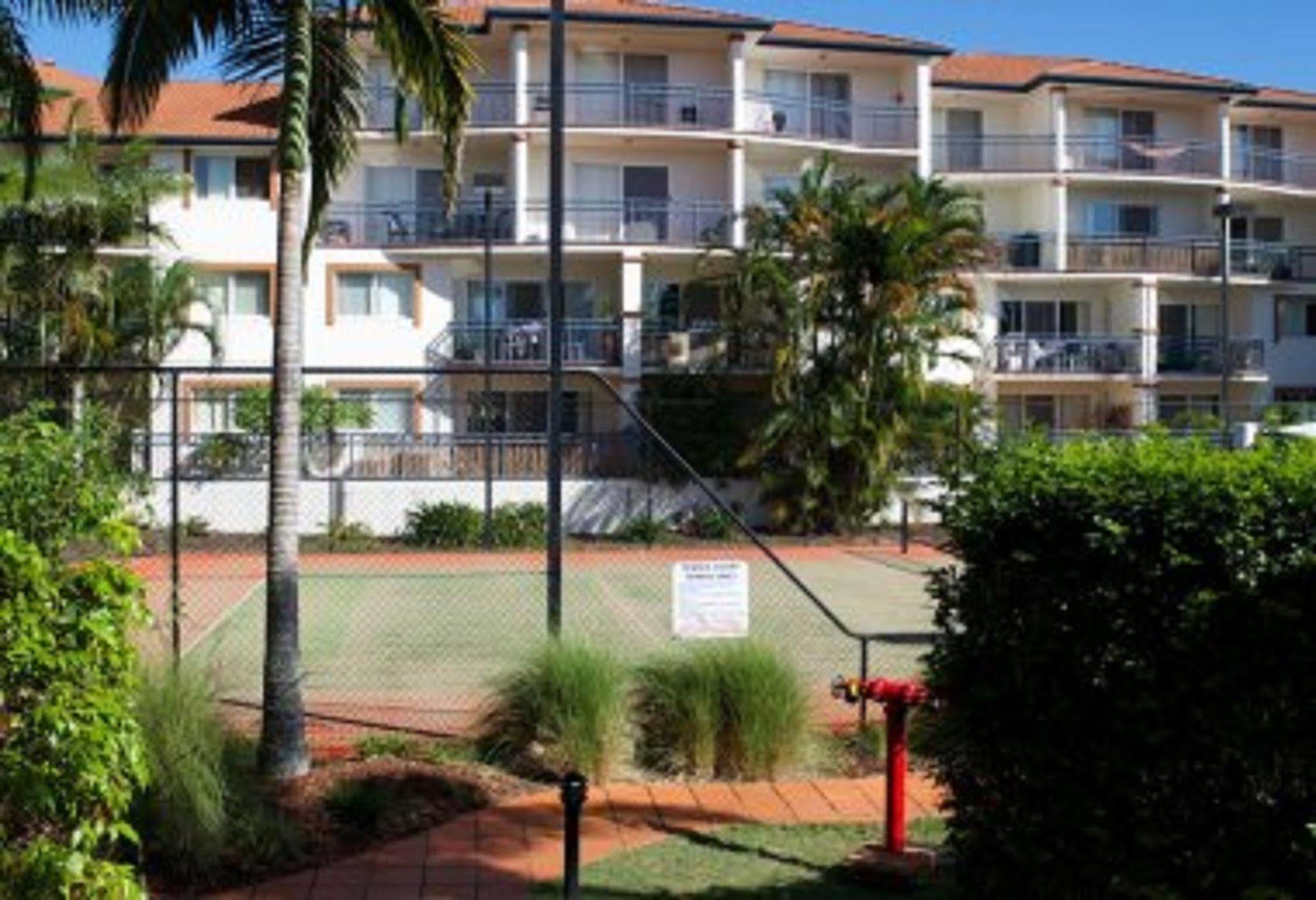 Aparthotel Blue Water Bay Villas Gold Coast