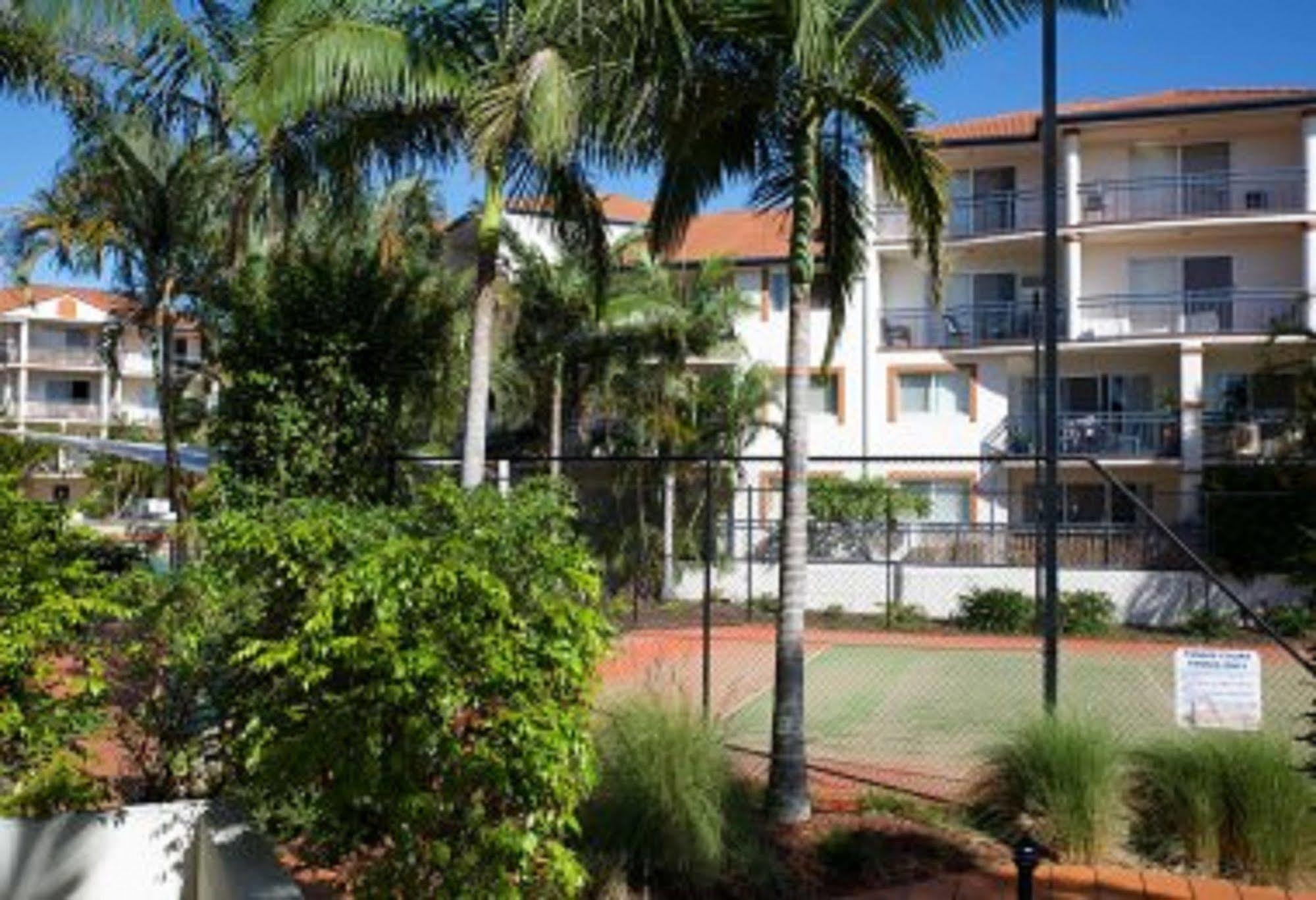 Aparthotel Blue Water Bay Villas Gold Coast
