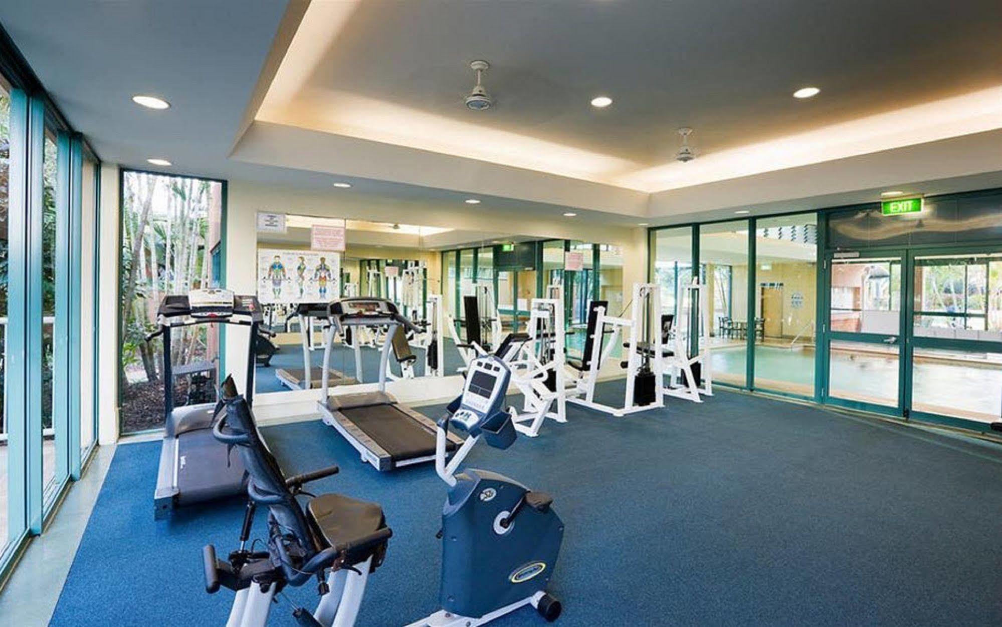 Mantra Crown Towers Aparthotel 4*
