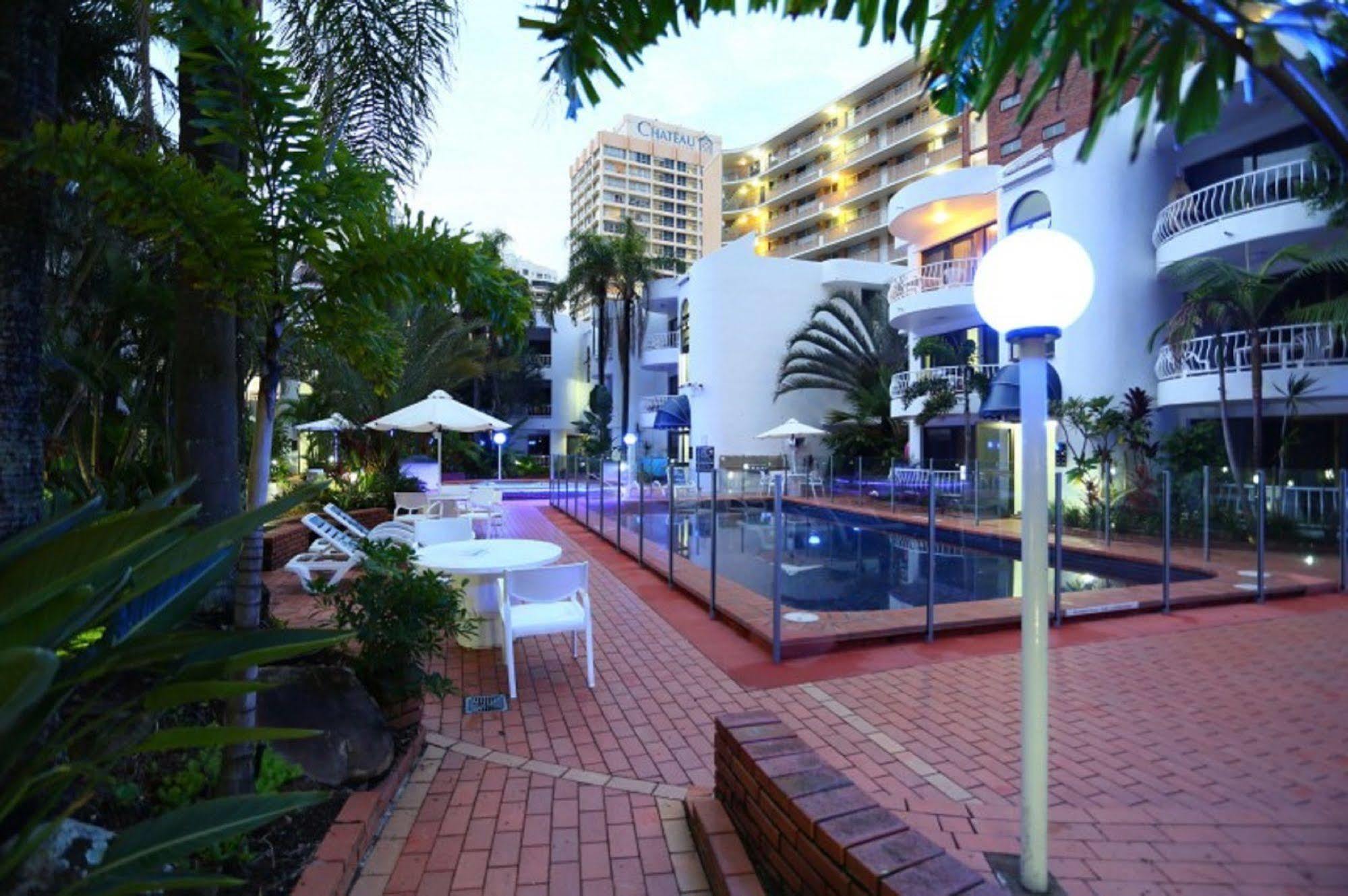 St Tropez 3* Gold Coast