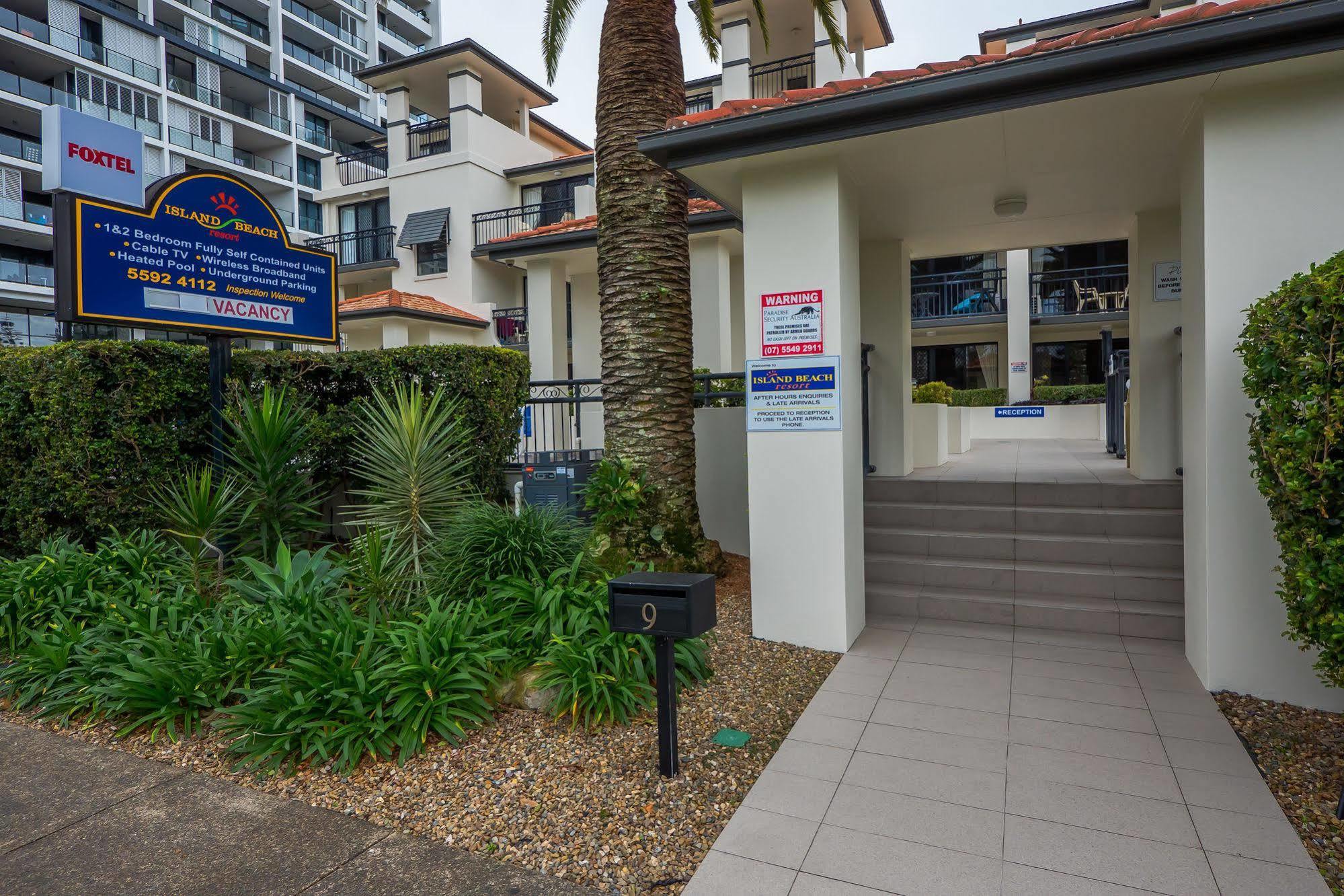Island Aparthotel
