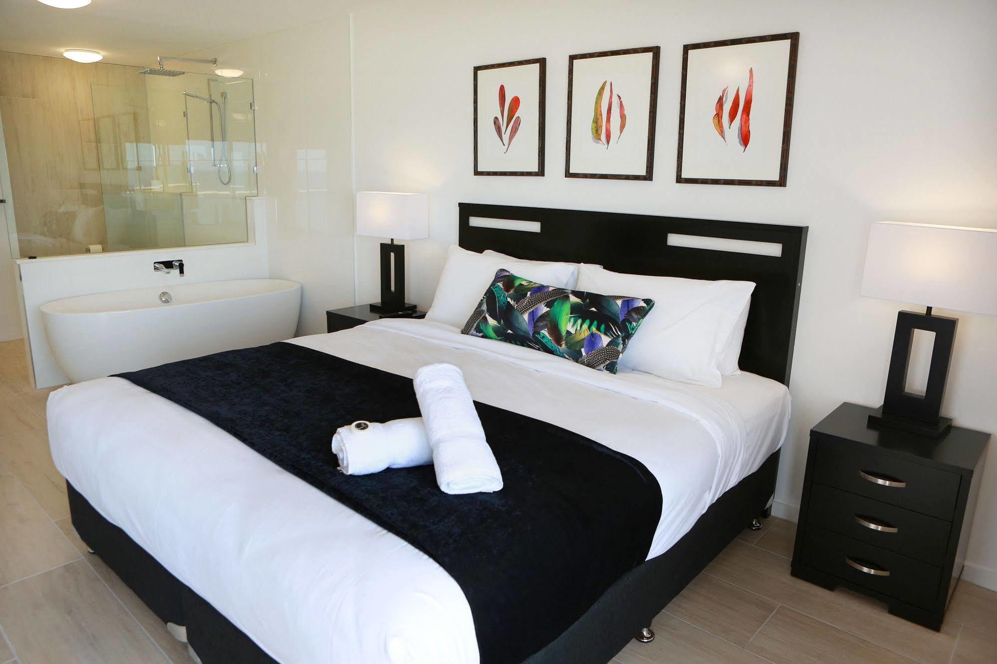 Aparthotel Narrowneck Court 4*