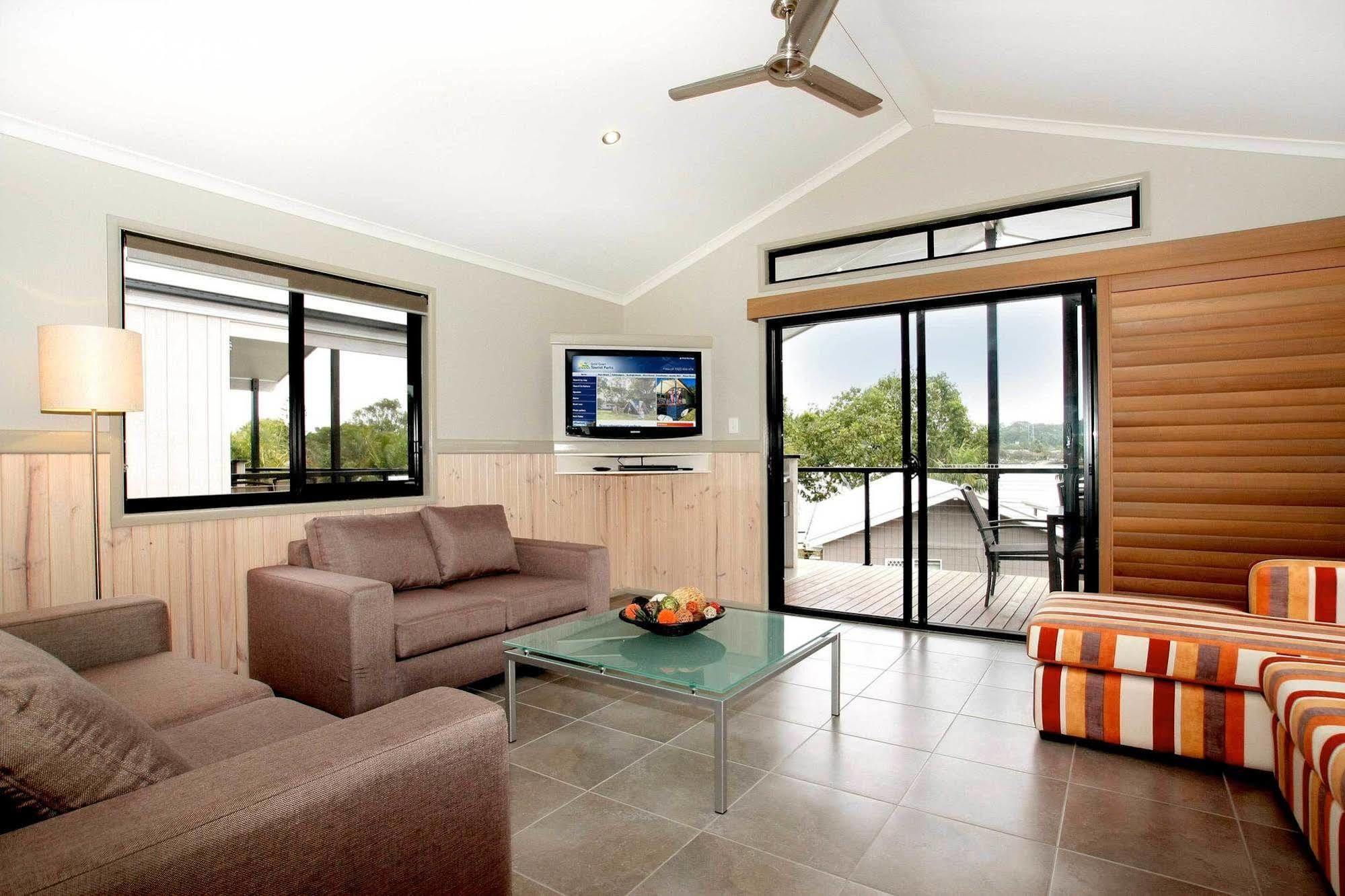Tallebudgera Creek Tourist Park 2* Gold Coast