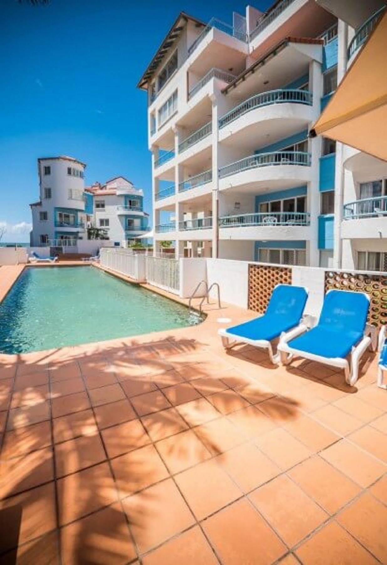 Paros On The