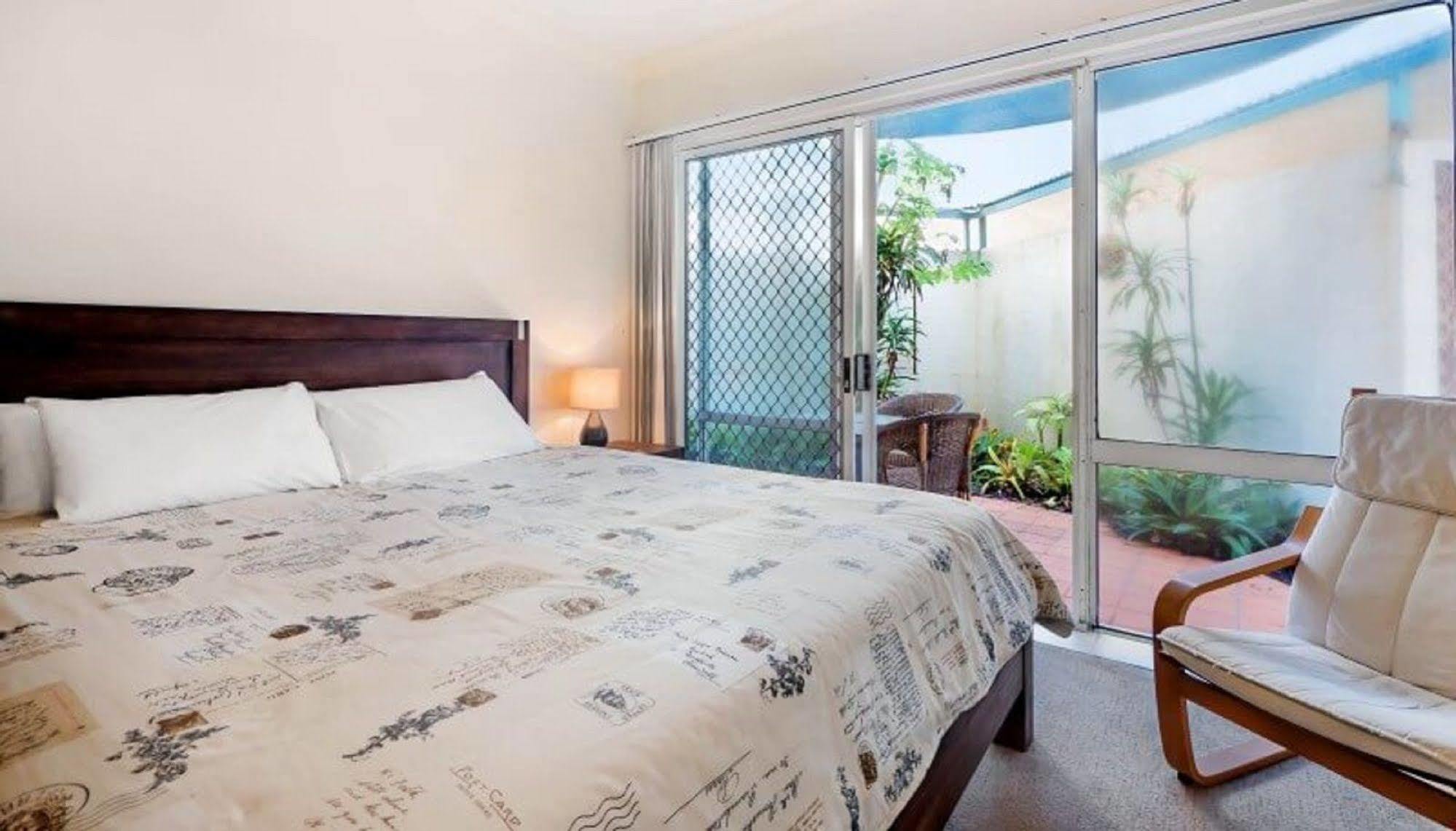 Aparthotel Paros On The