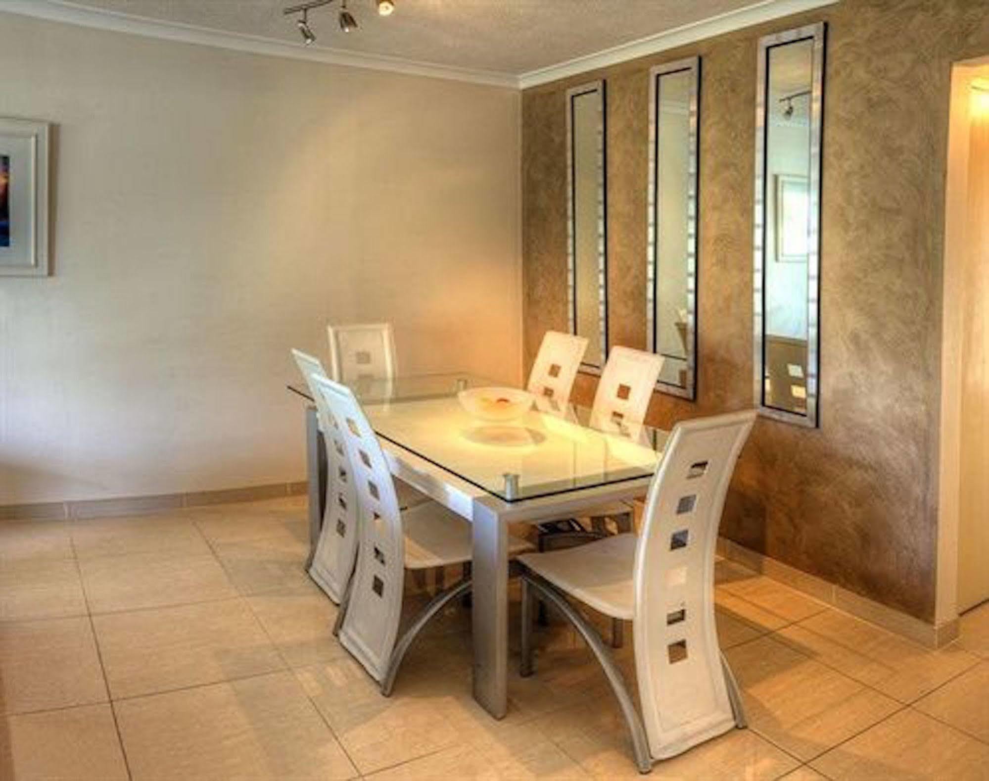 Markham Court 3* Gold Coast
