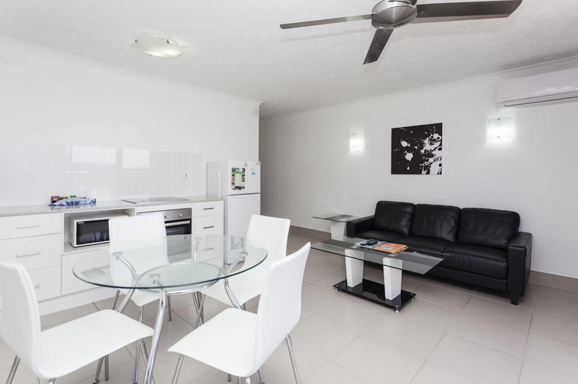 Broadbeach Travel 3* Gold Coast