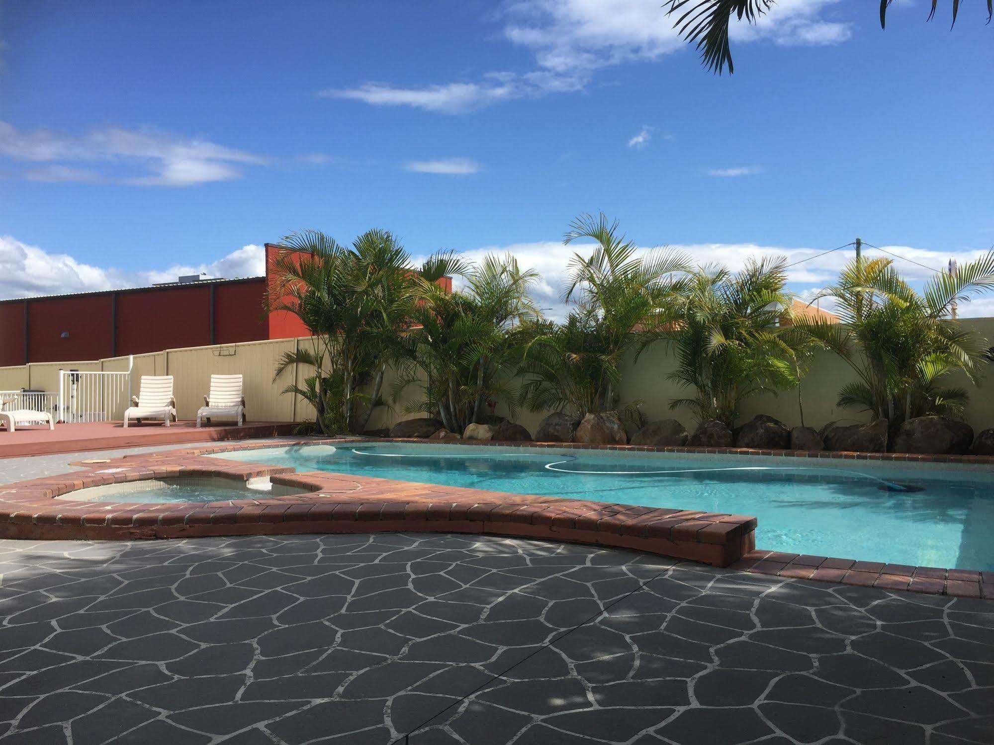 Burleigh Point Aparthotel