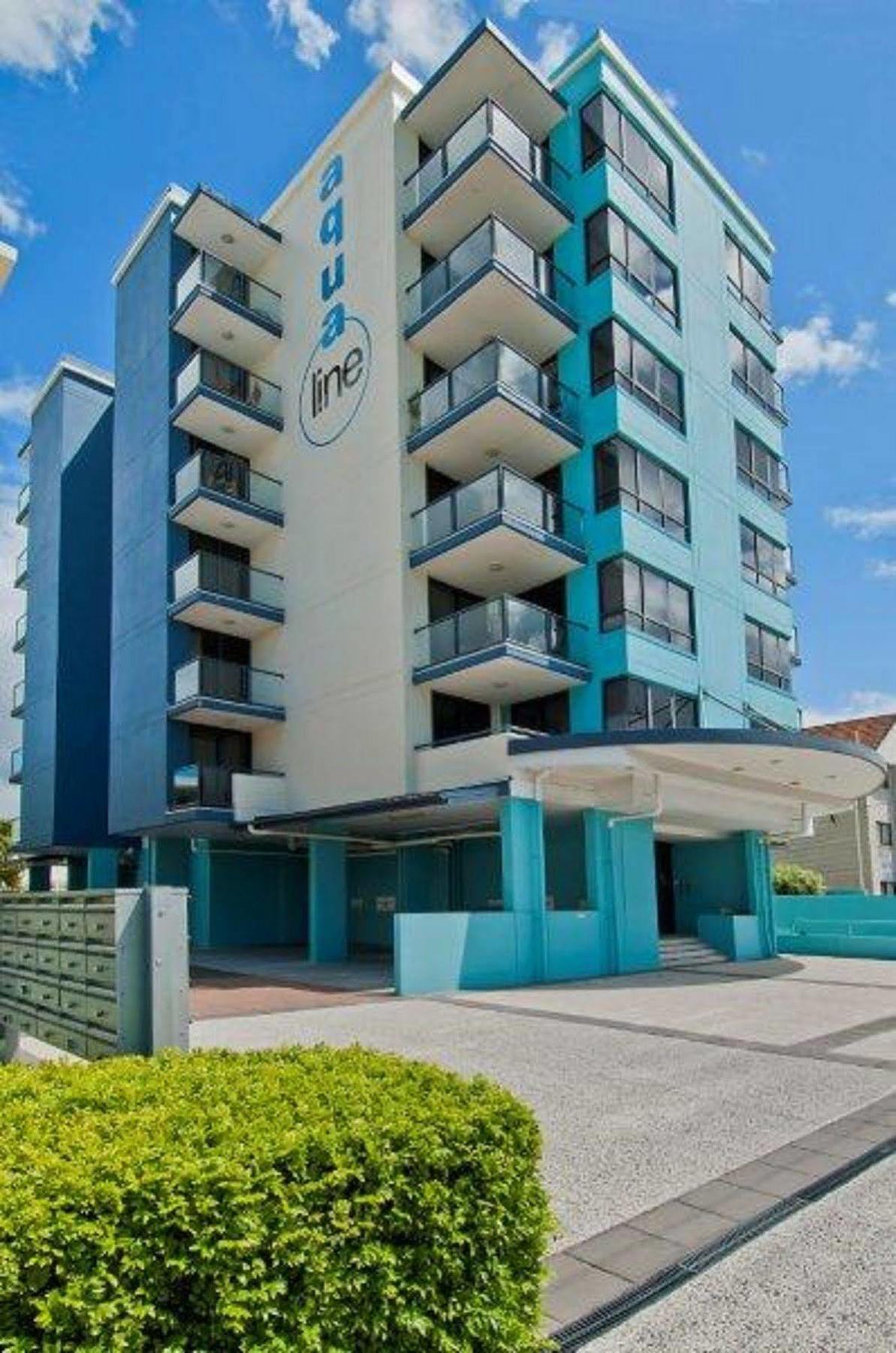 Aqualine On The Broadwater 4*