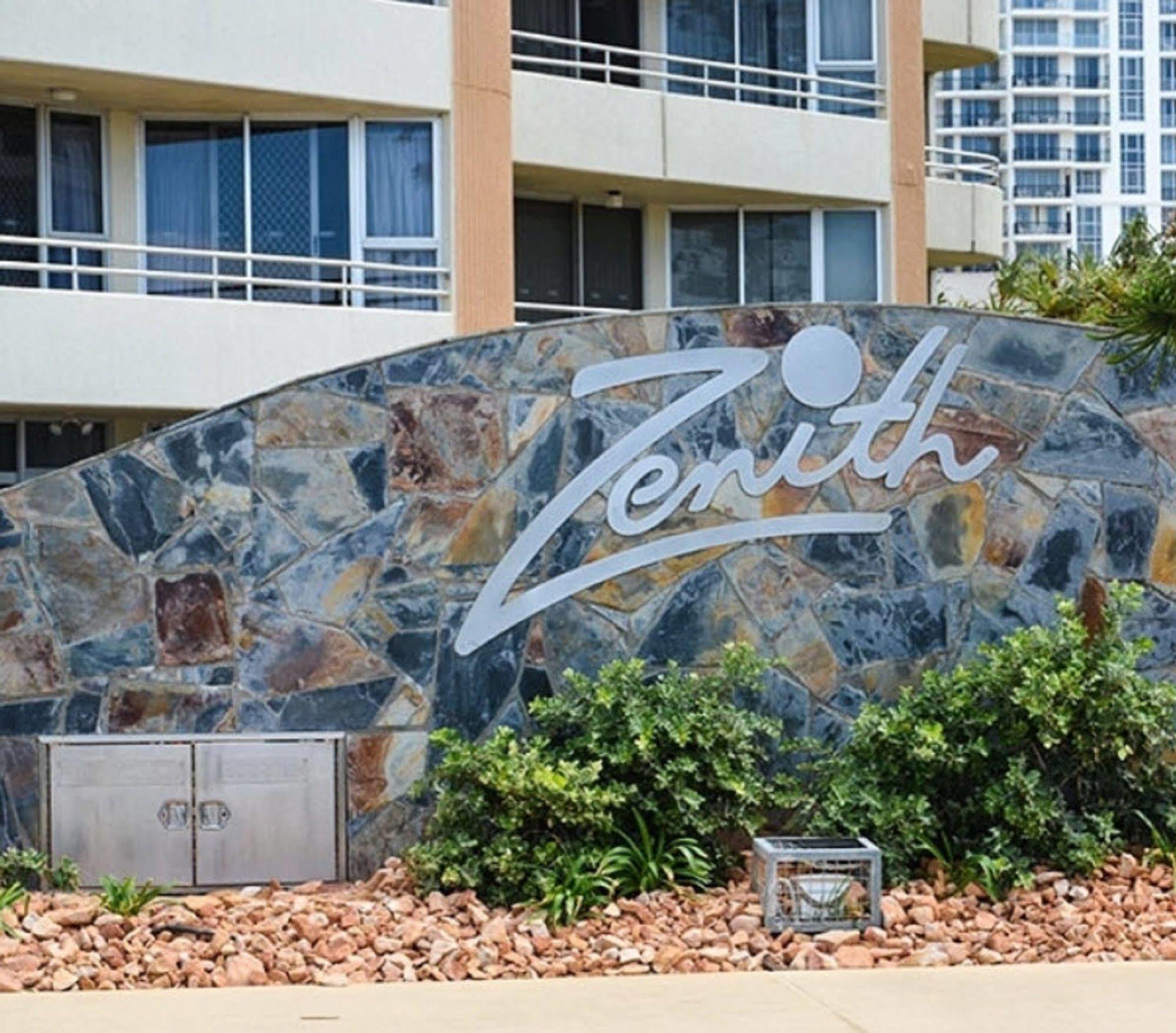 Zenith Ocean Front 3*