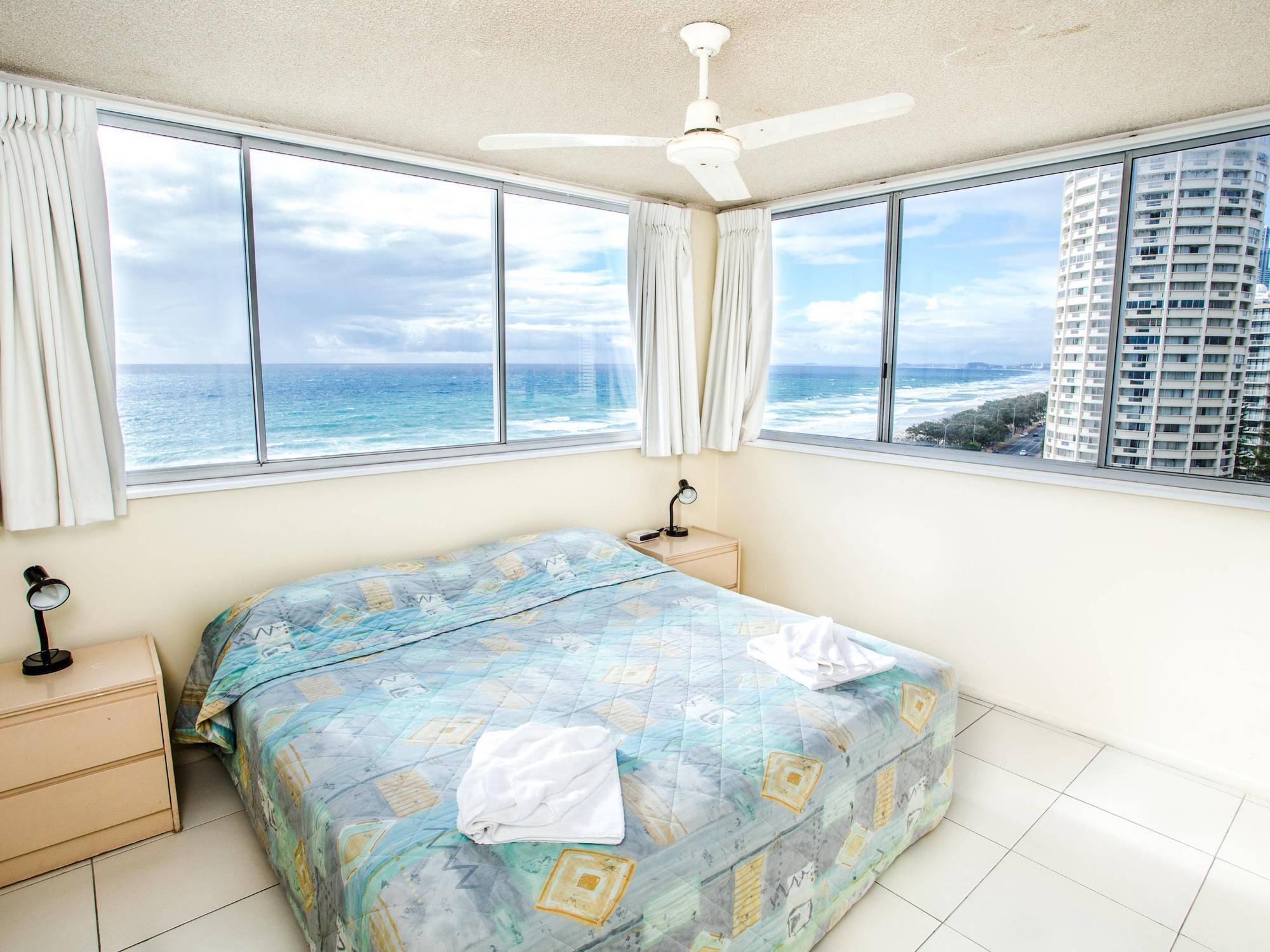 The Shore - Beachfront Aparthotel