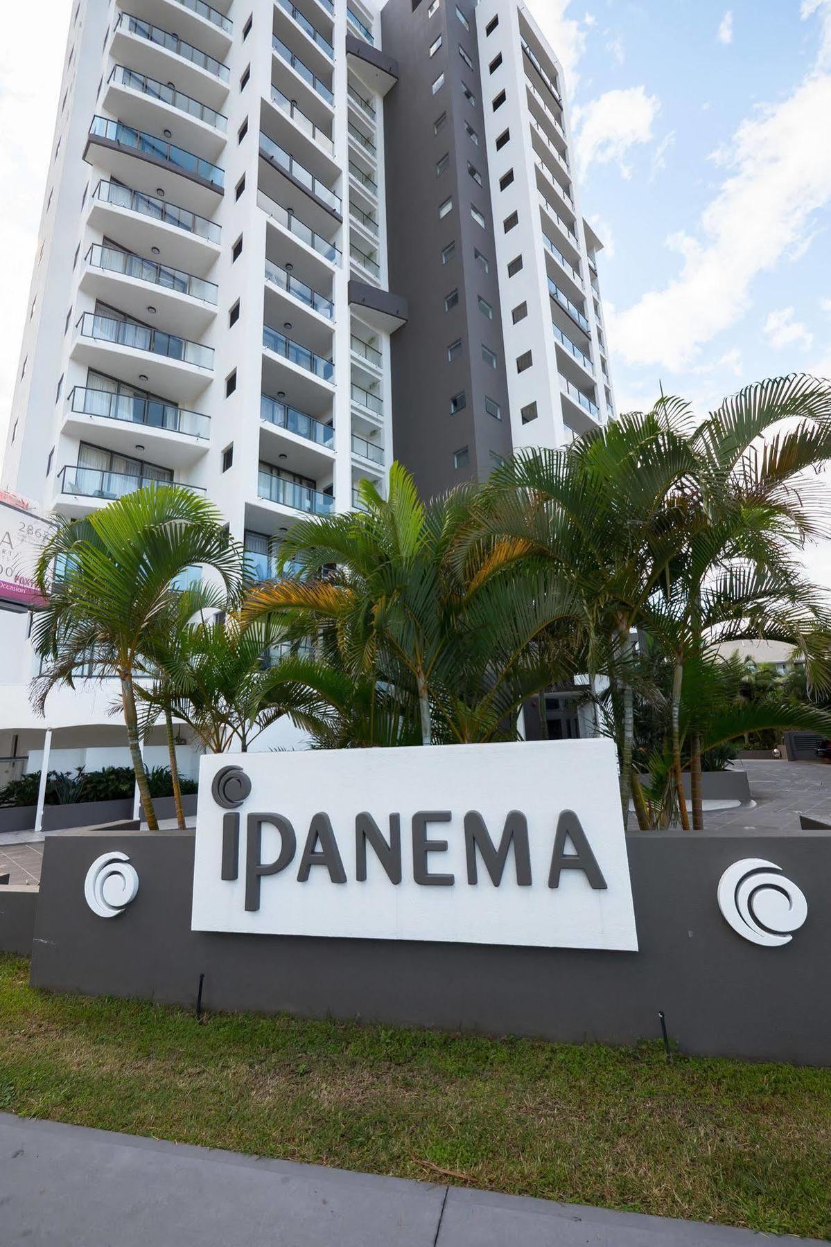 Ipanema Surfers Paradise