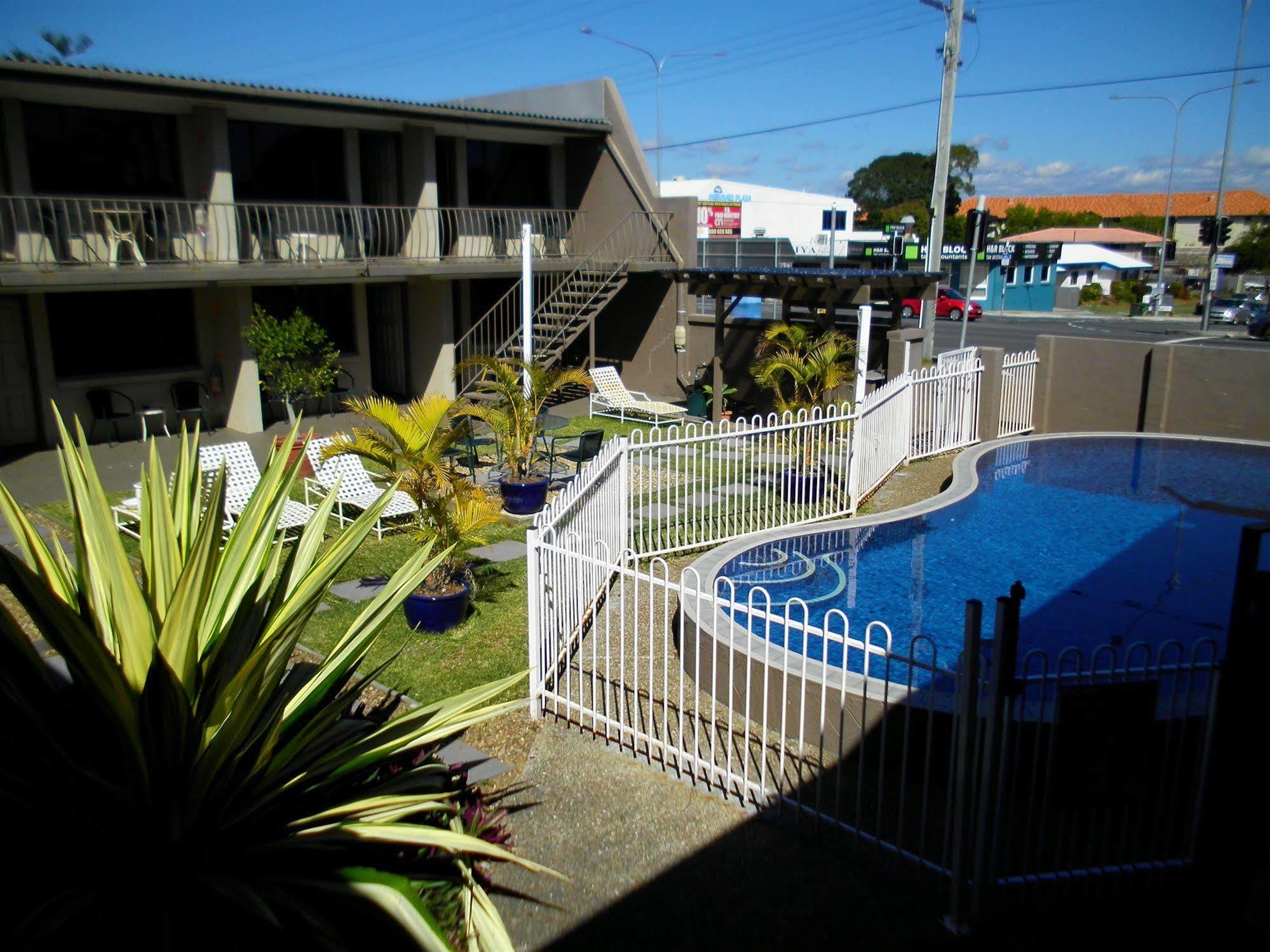 Montego Mermaid 3* Gold Coast