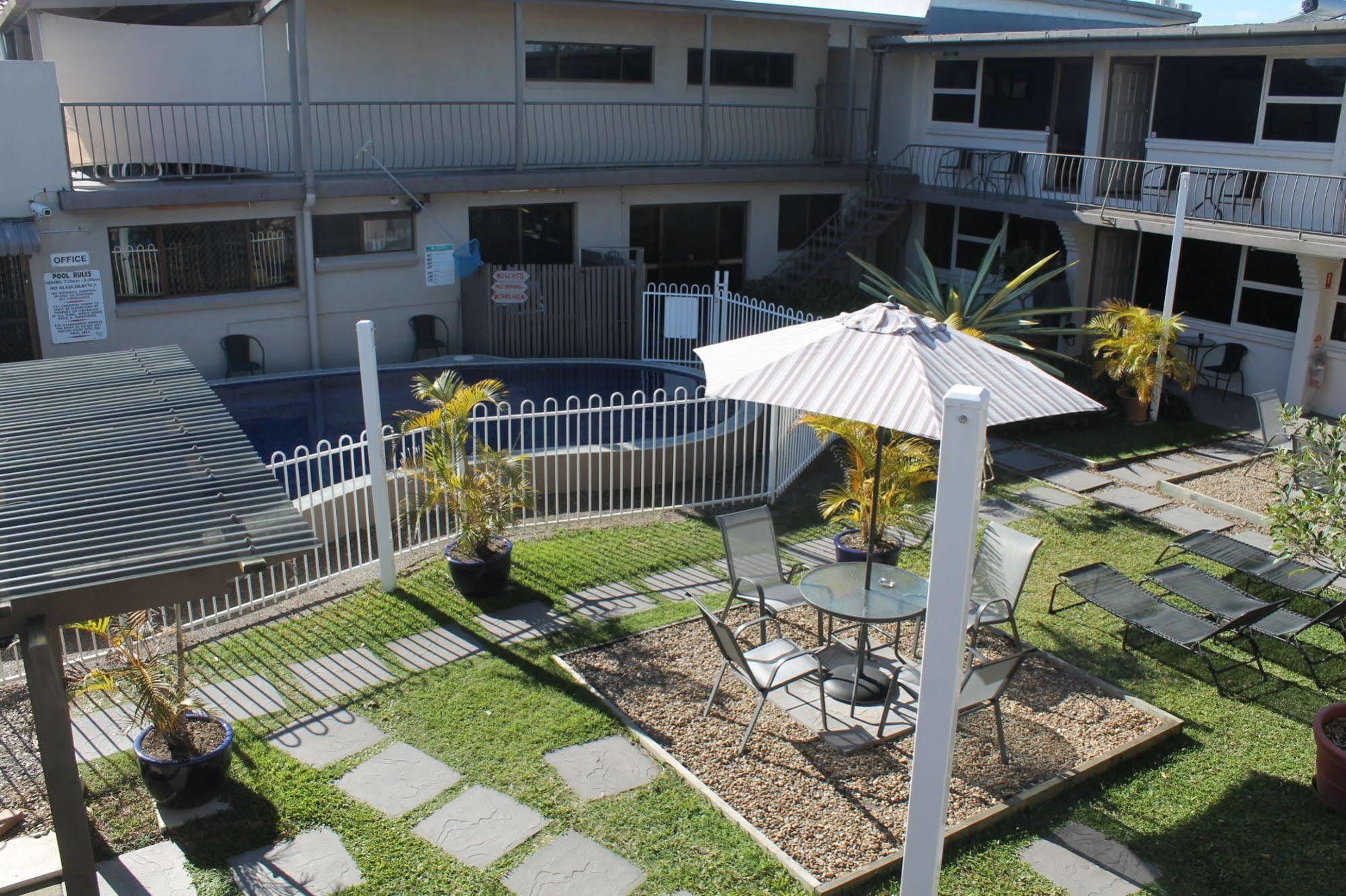 Montego Mermaid Gold Coast