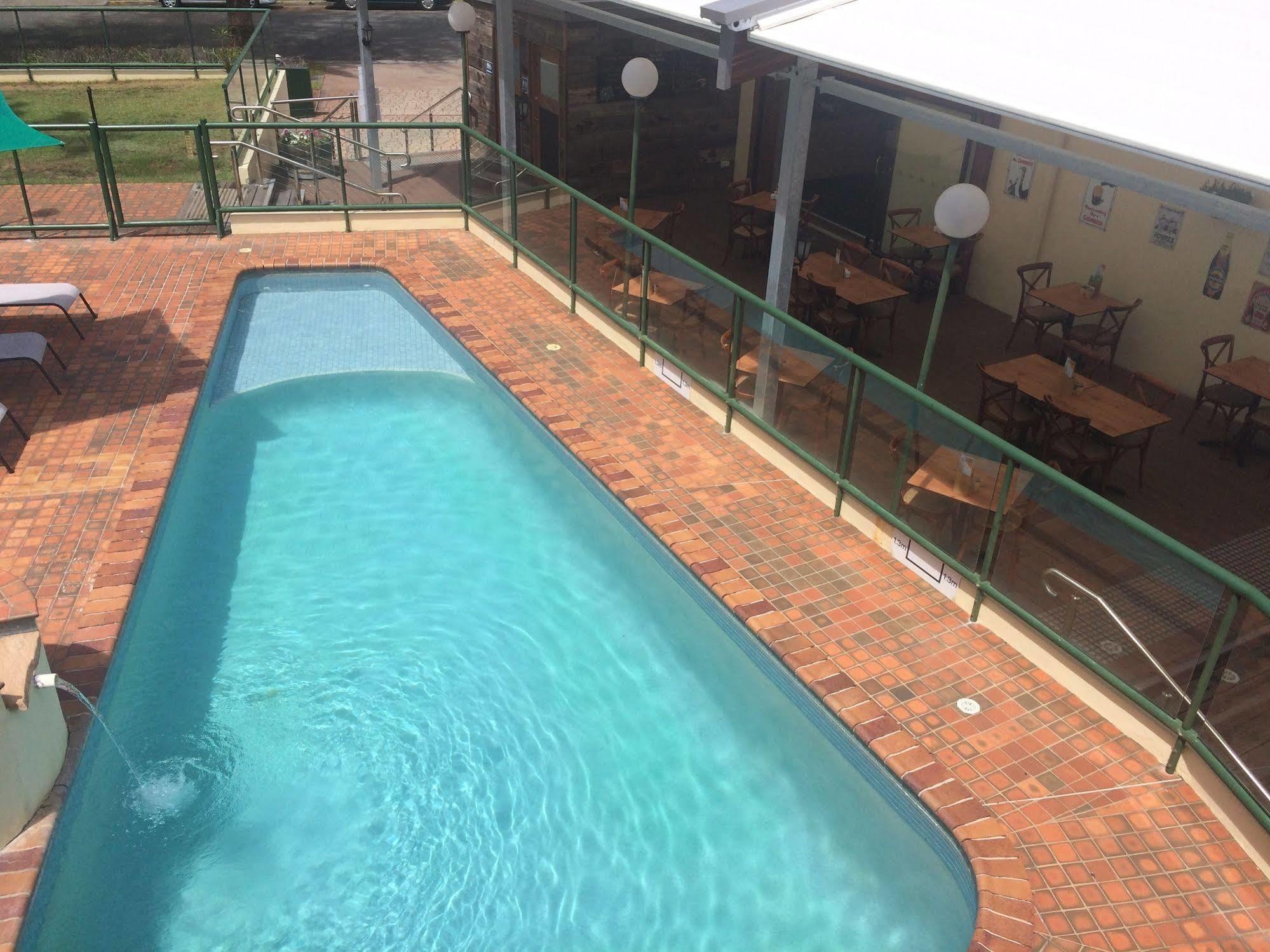 Motel Darcy Arms