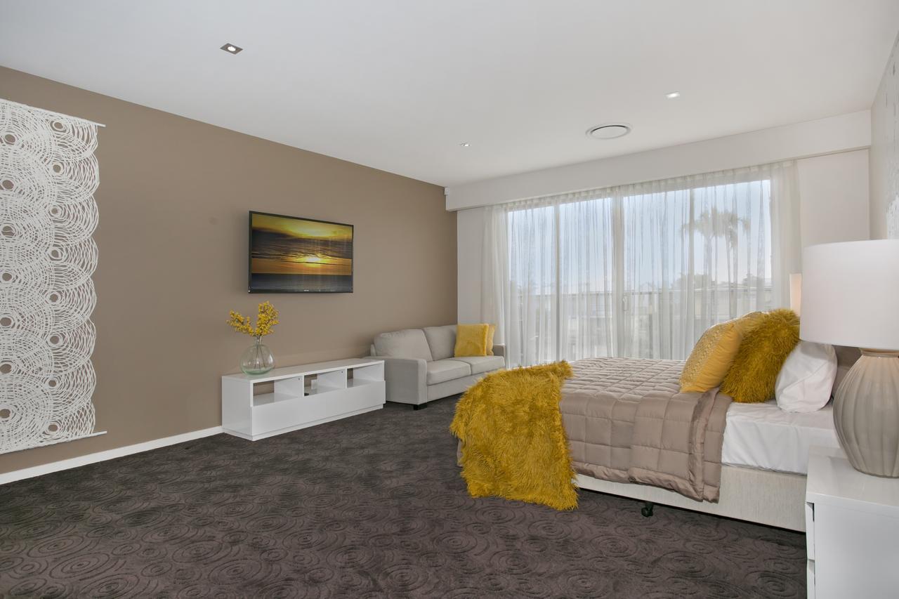 Luxe On Lotus Gold Coast