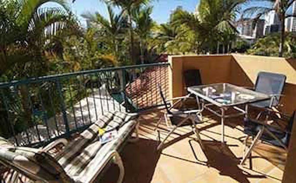 Karana Palms
