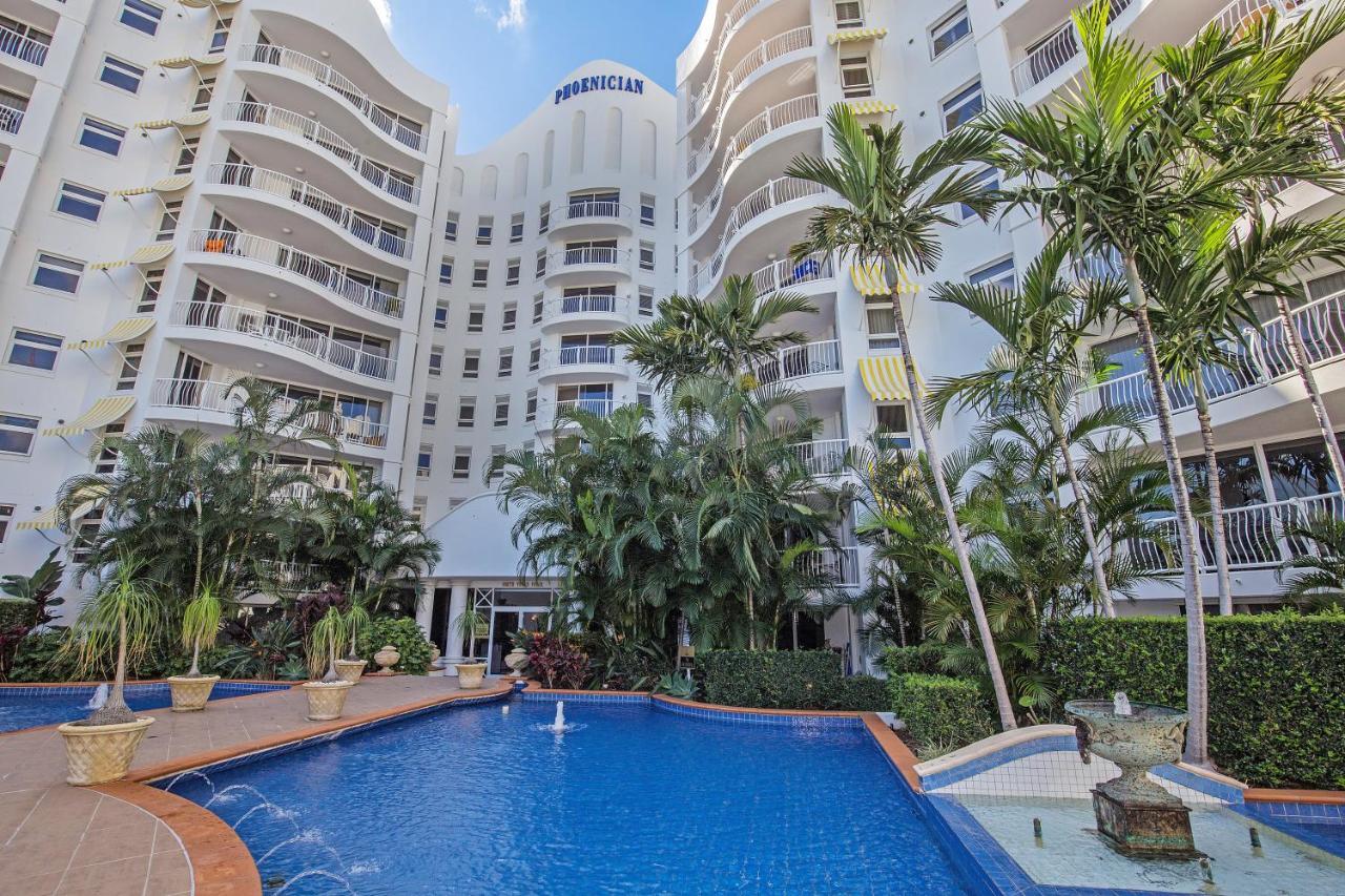 Broadbeach * Gold Coast
